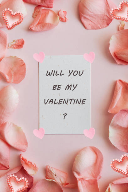 istock Happy valentines day, valentine proposal 1364072862
