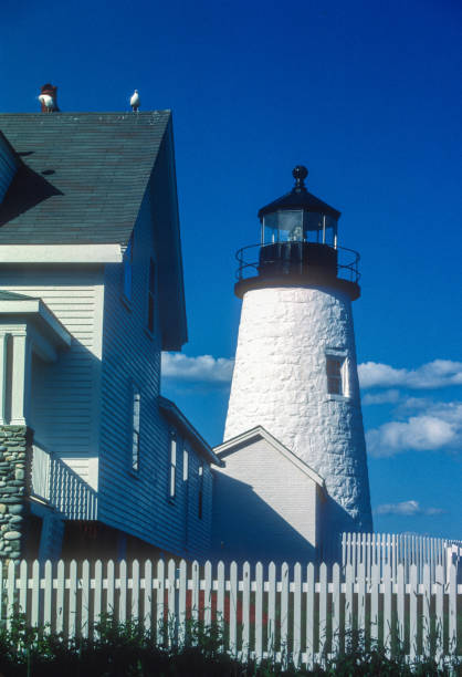 pemaquid lighthouse - lichtturm & zaun - 1985 - pemaquid peninsula lighthouse maine pemaquid point stock-fotos und bilder