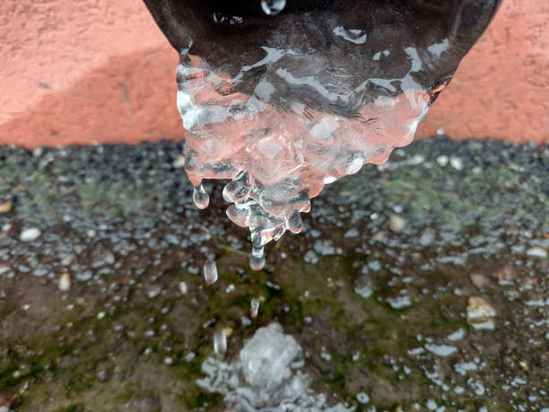 istock frozen water in the winter - Romania 1364083864