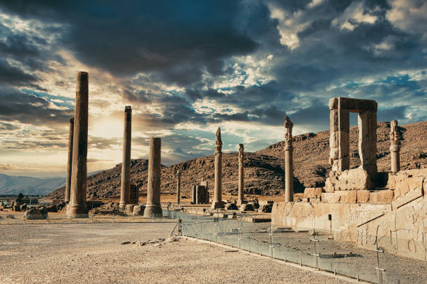 istock The Beautiful Ancient City of Persepolis 1364127657