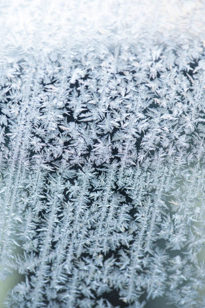 retroround di cristallo di ghiaccio gelido - frosted glass glass textured crystal foto e immagini stock