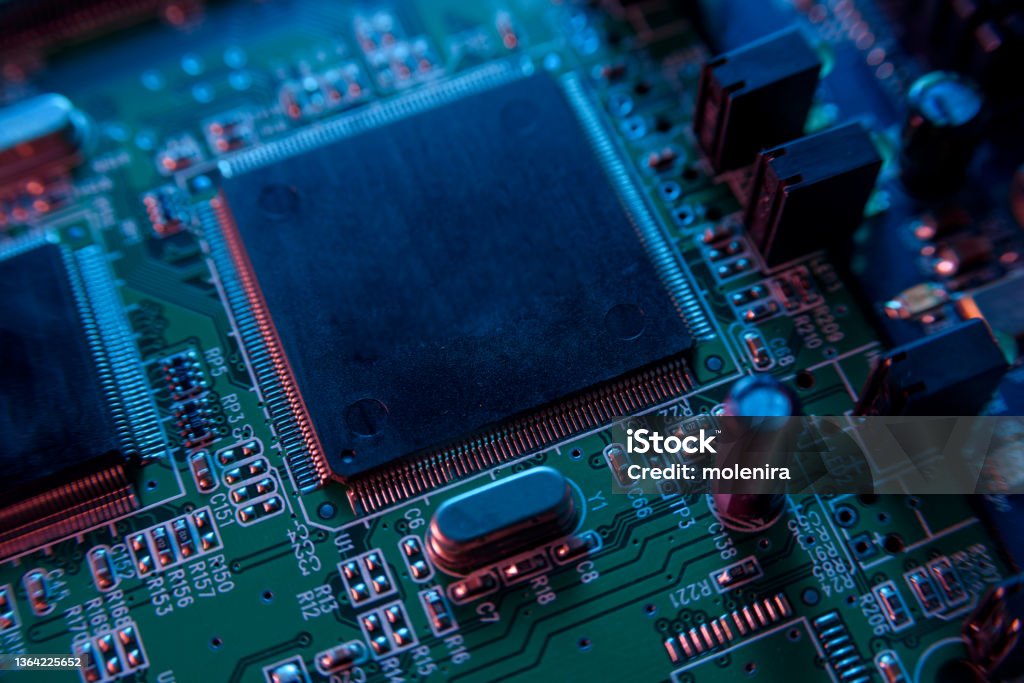 Microcomputer Microcircuit Microcircuit With Chip Close Up Stock Photo - Download Image Now ...
