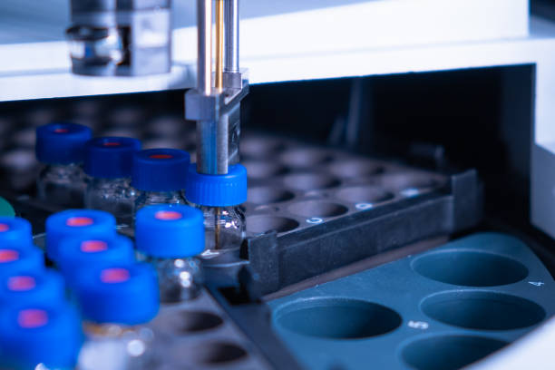 istock Close up auto sampler collect sample for HPLC analysis. Chromatographic separation of compounds. Metabolomic and Proteomic analysis. 1364264779