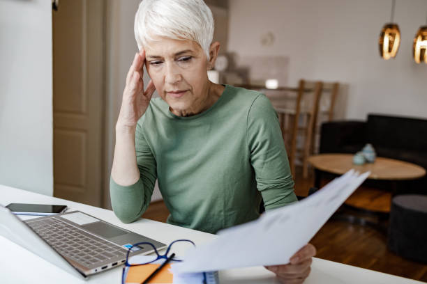 istock Senior woman feeling worried 1364284342