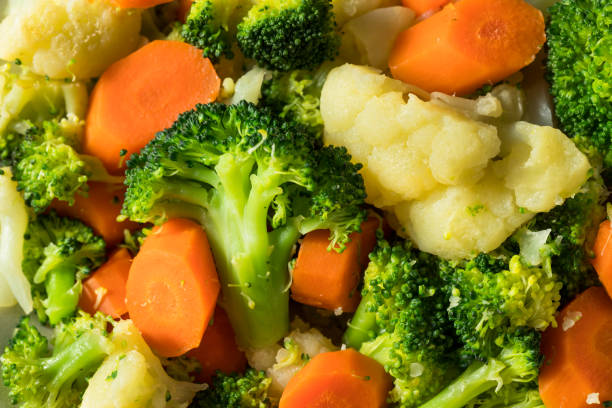 istock Healthy Organic Steamed Vegetables 1364301259
