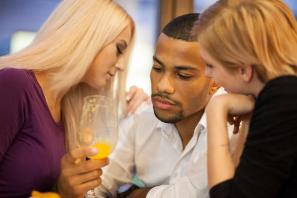 istock Flirting in a coffee shop 1364377365