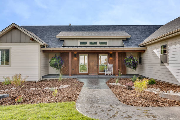 istock Walkway leading from driveway to front porch 1364539127