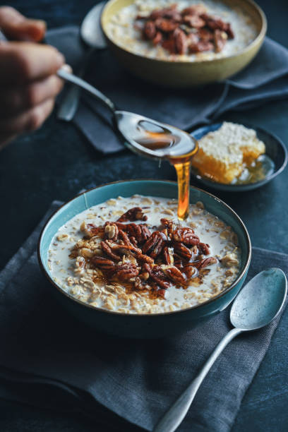 Porridge with Pecans and Honey