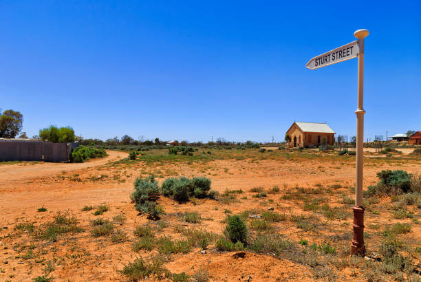 실버턴 서트 스트리트 사인 포스트 - town australia desert remote 뉴스 사진 이미지