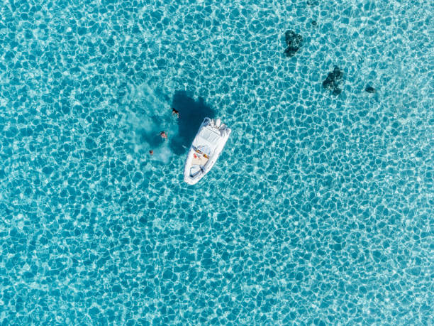 istock A speedboat moored in a paradisiac turquoise sea 1364745331