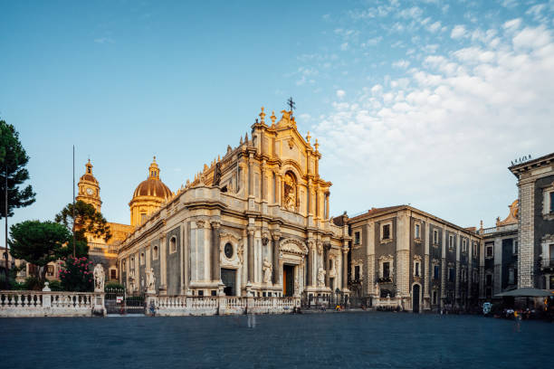 istock Piazza Duomo in Catania at sunset 1364745670