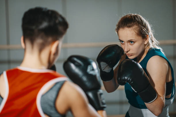 boxe pour femme - boxing womens photos et images de collection