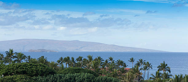 istock Kahoolawe and Molokini Islands, HI 136487373