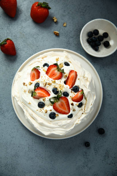 istock Pavlova meringue dessert 1364932757