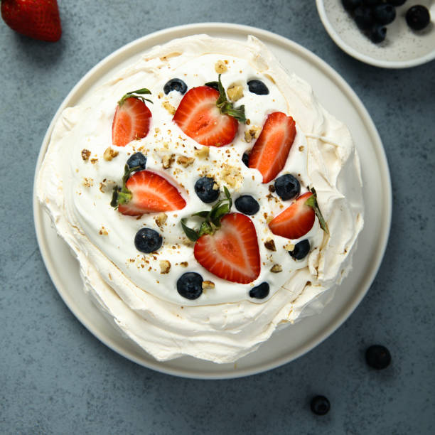 istock Pavlova meringue dessert 1364932865