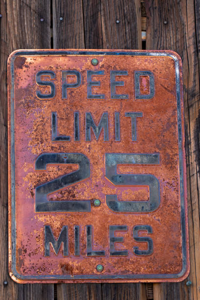 istock Speed limit sign rusted  with heavy texture 1364936738