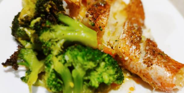 istock fish and broccoli, diet dinner, healthy lifestyle, dinner 1364982030