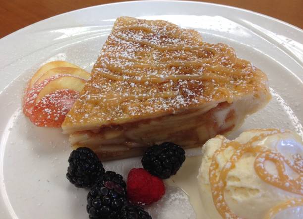 istock Honey Crisp Apple Pie with Caramel Vanilla Bean Ice Cream 1364989783