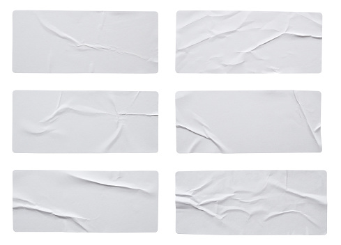 Conjunto de etiquetas adhesivas de papel en blanco aislado sobre fondo blanco photo
