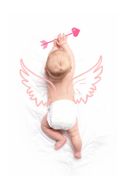 cupido da bambino con ali rosa scarabocchio - humor inspiration angel child foto e immagini stock