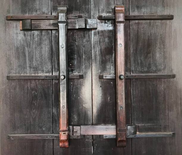 istock Old Wooden door 1365078797