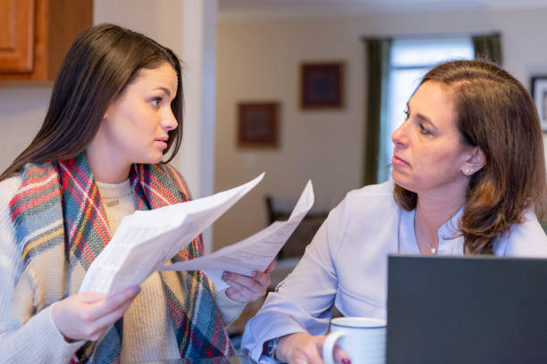 istock Concering discussion around family budgets 1365086733