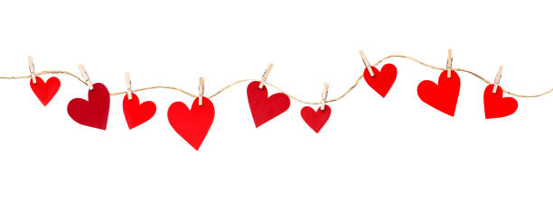 istock garland of hearts 1365103342