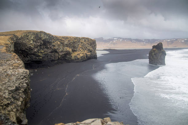 istock Reynisfjara Beach, Iceland 1365108769
