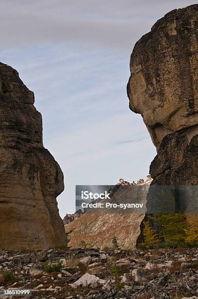 Góra Krajobraz - zdjęcia stockowe i więcej obrazów Bez ludzi - Bez ludzi, Boulder Mountains, Chmura