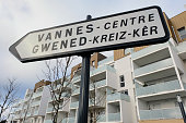 zweisprachige-schild.jpg?b=1&s=170x170&k=20&c=rlonqE2CkXDHQ4MnolMW4Jg1IWqvtRw46cVDV2Dq9F0=