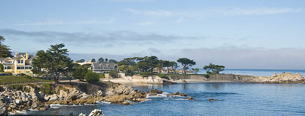 costa di monterey - pebble beach california foto e immagini stock