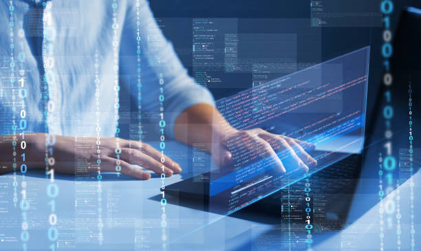 programmer bekerja pada kode komputer javascript dengan layar virtual. teknologi kode pemrograman.
pengembang aplikasi perangkat lunak dan revolusi ti. pengembangan perangkat lunak digital. - pemrograman penyiaran foto potret stok, foto, & gambar bebas royalti