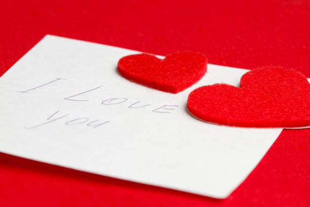istock Text I love you on short note paper 1365151927