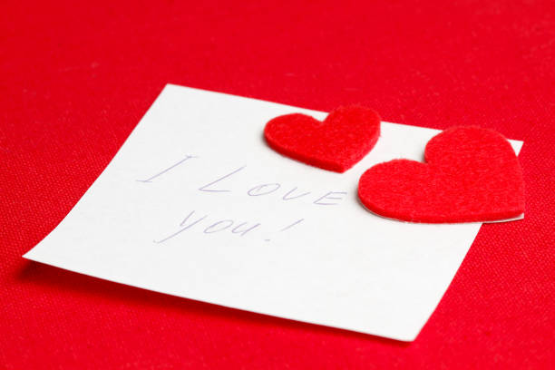 istock Text I love you on short note paper 1365151935