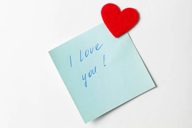 istock Text I love you on short note paper 1365151943