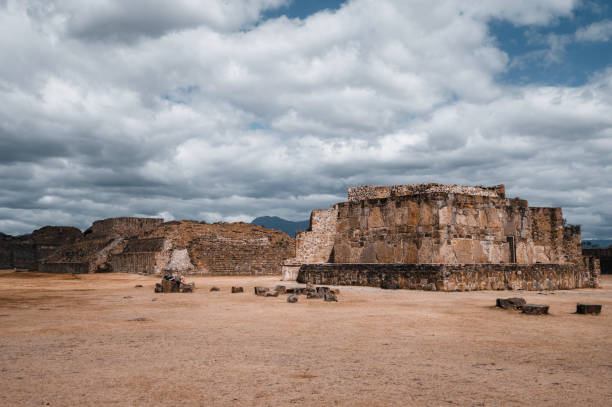 istock Mount Albane In Oaxaca 1365185499