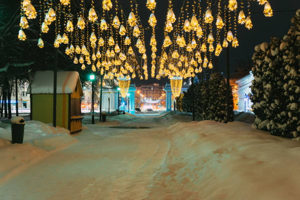 istock Christmas street 1365197559