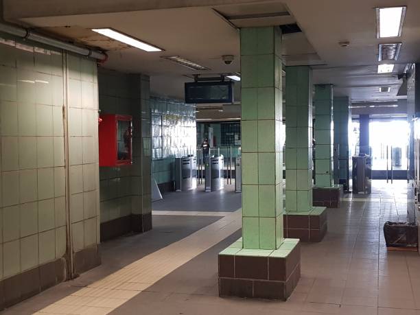 istock Metro station with no people 1365316601
