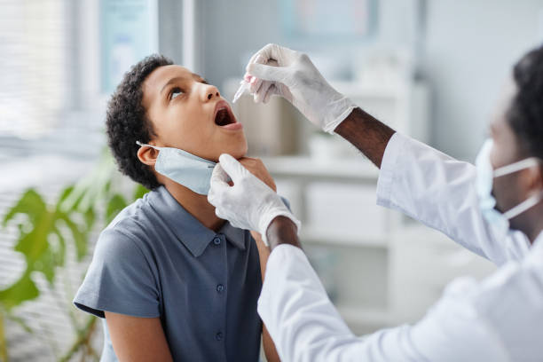 istock Oral Vaccination for Children 1365322531