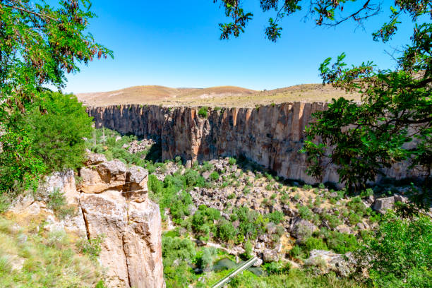 valle di ihlara in aksaray turchia - ihlara valley foto e immagini stock