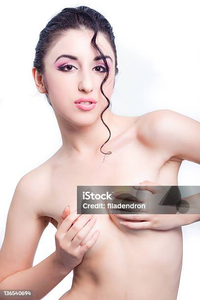 Sexy Nackte Frau Stockfoto und mehr Bilder von Attraktive Frau - Attraktive Frau, Biegung, Eine Frau allein