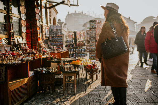 istock Female young traveler exploring new city 1365417374