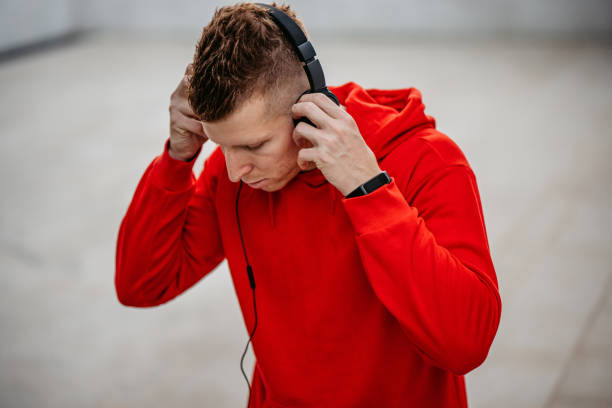 istock Young Athlete Listening To Music 1365425067