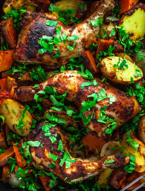 istock Sweet and smoky mexican chicken 1365425802
