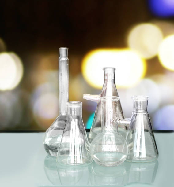istock Glass Volumetric Flask ,Vacuum Filter Flask with Side Arm,.Conical Filter Vacuum Flask with Hose Tubulature,Laboratory Flasksare 1365450937