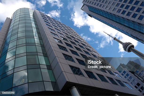 Bürogebäude Stockfoto und mehr Bilder von Architektur - Architektur, Aufnahme von unten, Bürogebäude