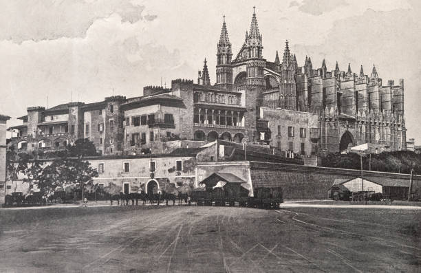 ilustraciones, imágenes clip art, dibujos animados e iconos de stock de la catedral de santa maría de palma españa 1898 - mallorca