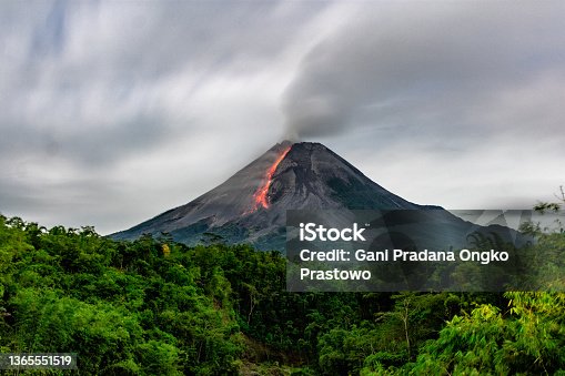 istock Lava flow from Merapi Volcano, Indonesia 1365551519
