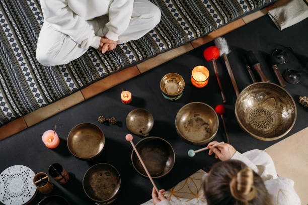 istock Singing bowls top view, sound healing alternative therapy. Overhead view 1365564401