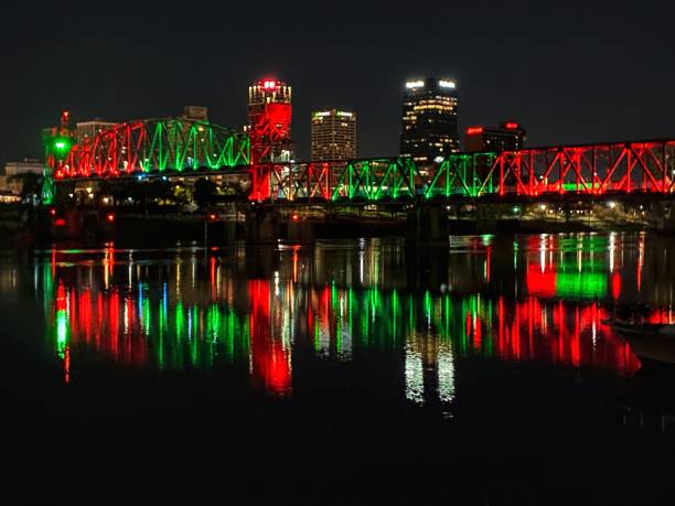 Christmas Evening in Little Rock, Arkansas The colors of Christmas illuminates the Little Rock skyline on Christmas Day. michael dean shelton stock pictures, royalty-free photos & images